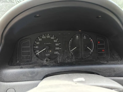 Toyota Corolla 1.3 1998, kuva 2/7