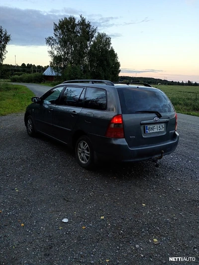 Toyota Corolla 2004, kuva 5/6