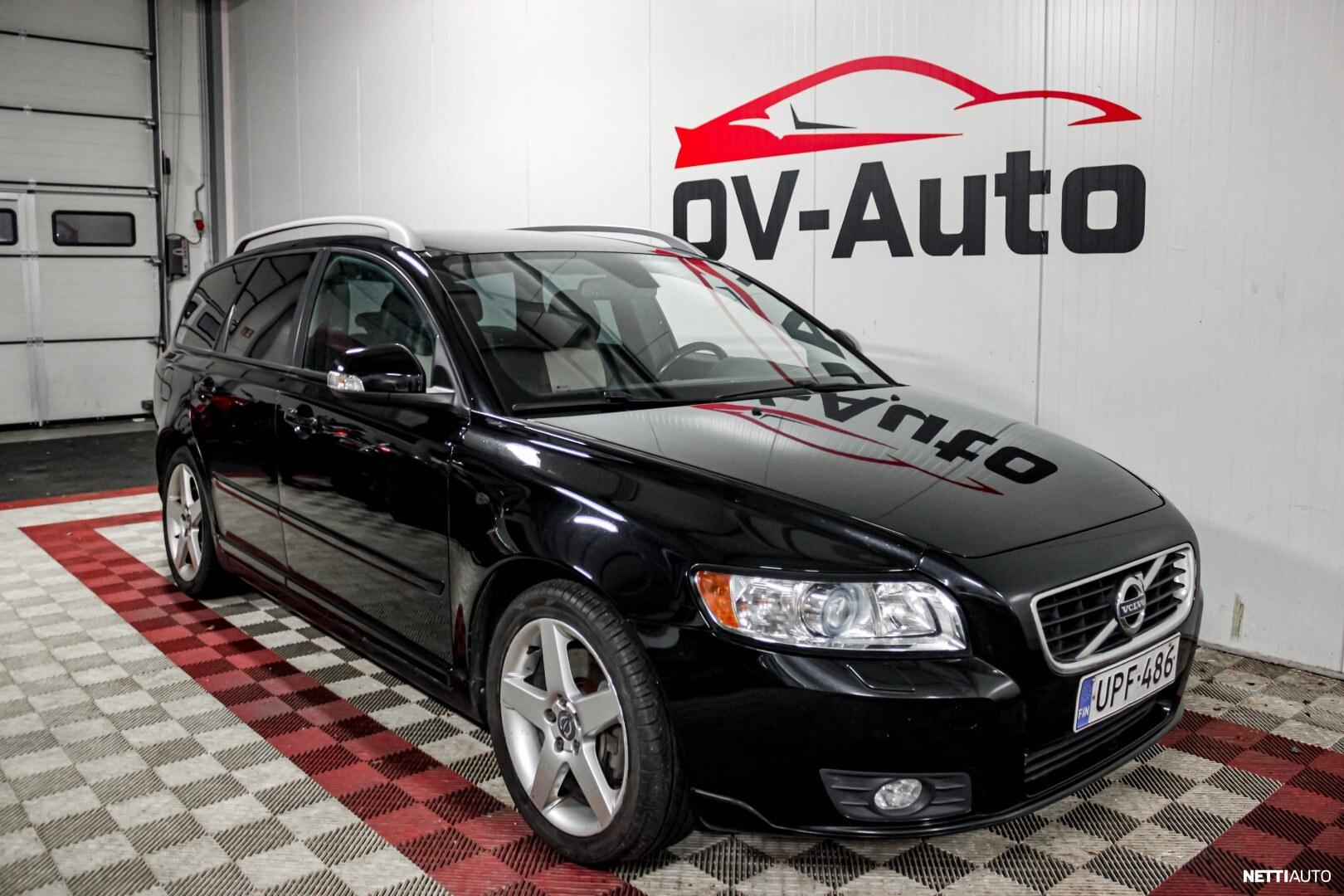 Volvo V50