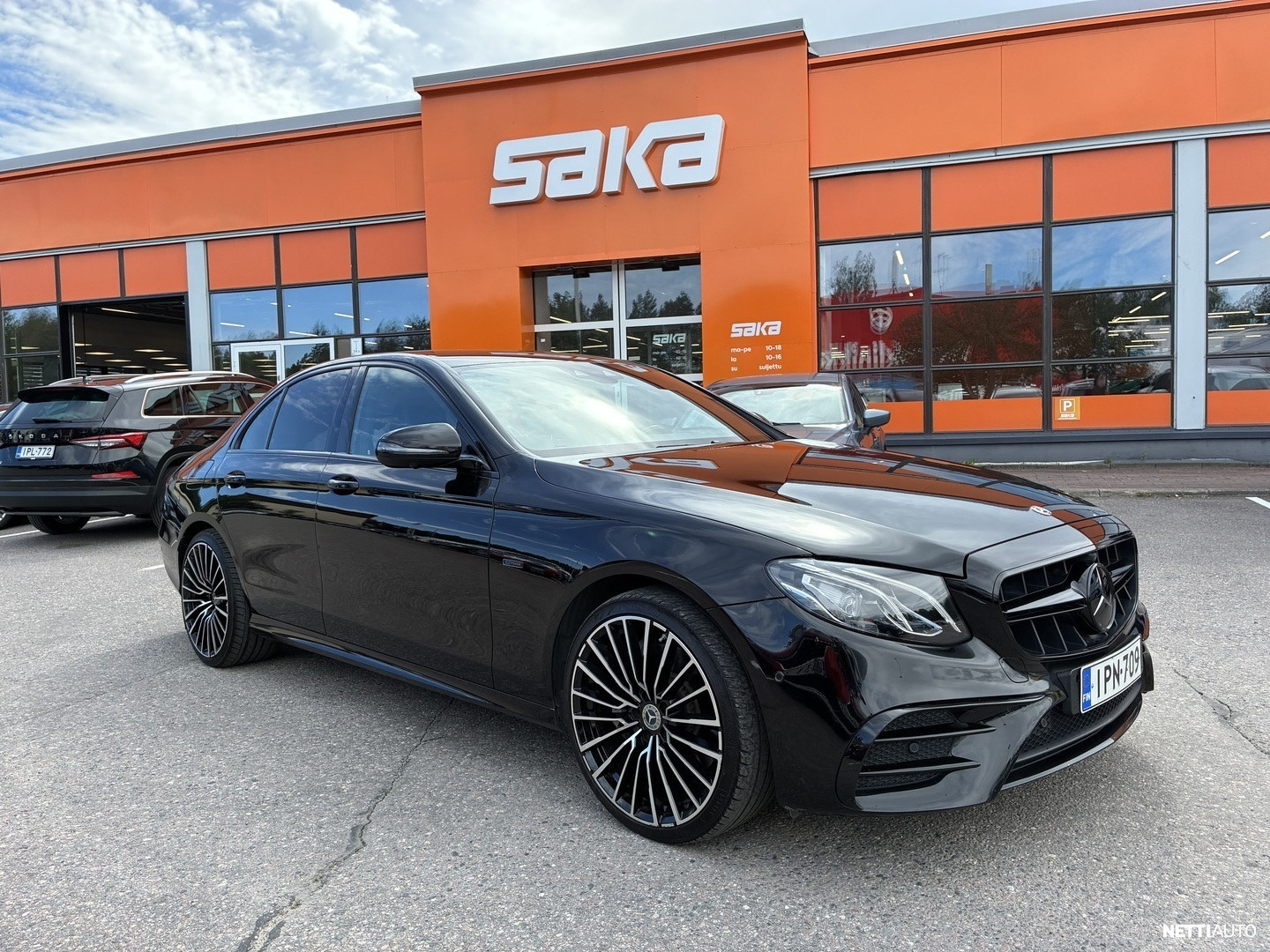 Mercedes-Benz E