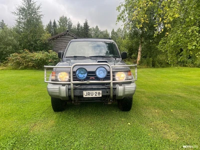 Mitsubishi Pajero 1996, kuva 2/8