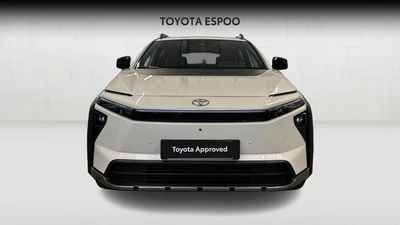 Toyota bZ4X Touring 2026, kuva 7/18