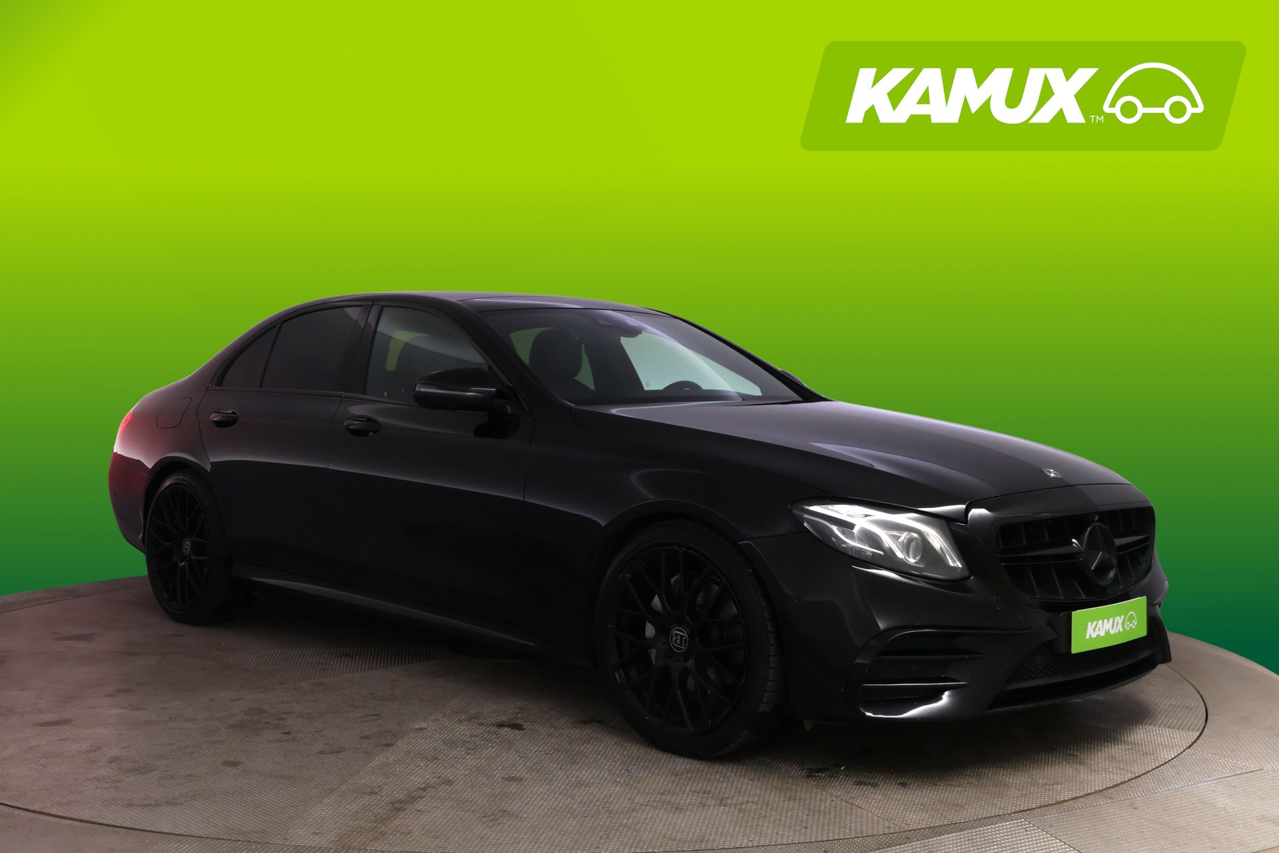 Mercedes-Benz E 220 d 4MATIC Sedan AMG *TÖRKYVARUSTEET!*