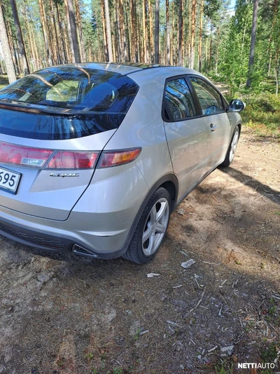 Honda Civic 2006, kuva 7/10