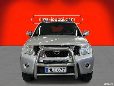 Nissan Navara 2012, photo 3/15