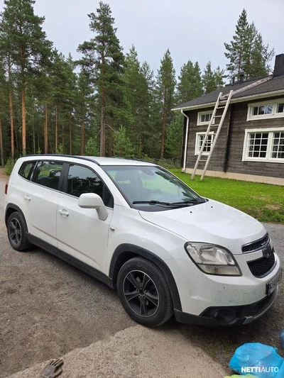 Chevrolet Orlando MPV LTZ 2,0D 120kW AT6 2011, photo 2/8