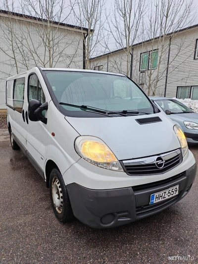 Opel Vivaro 2009, photo 2/13