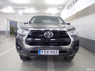 Toyota Hilux Extra Cab 4WD 2,4D Active 2022, photo 3/18