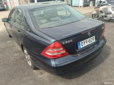 Mercedes-Benz C 220 2003, photo 4/13