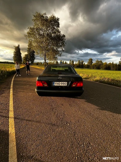 Mercedes-Benz E 1998, photo 4/7