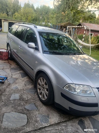 Volkswagen Passat 2003, photo 3/10