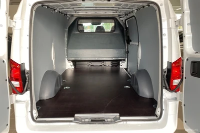 Mercedes-Benz Vito 2025, photo 7/22