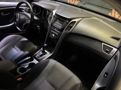 Hyundai i30 2016, photo 7/10