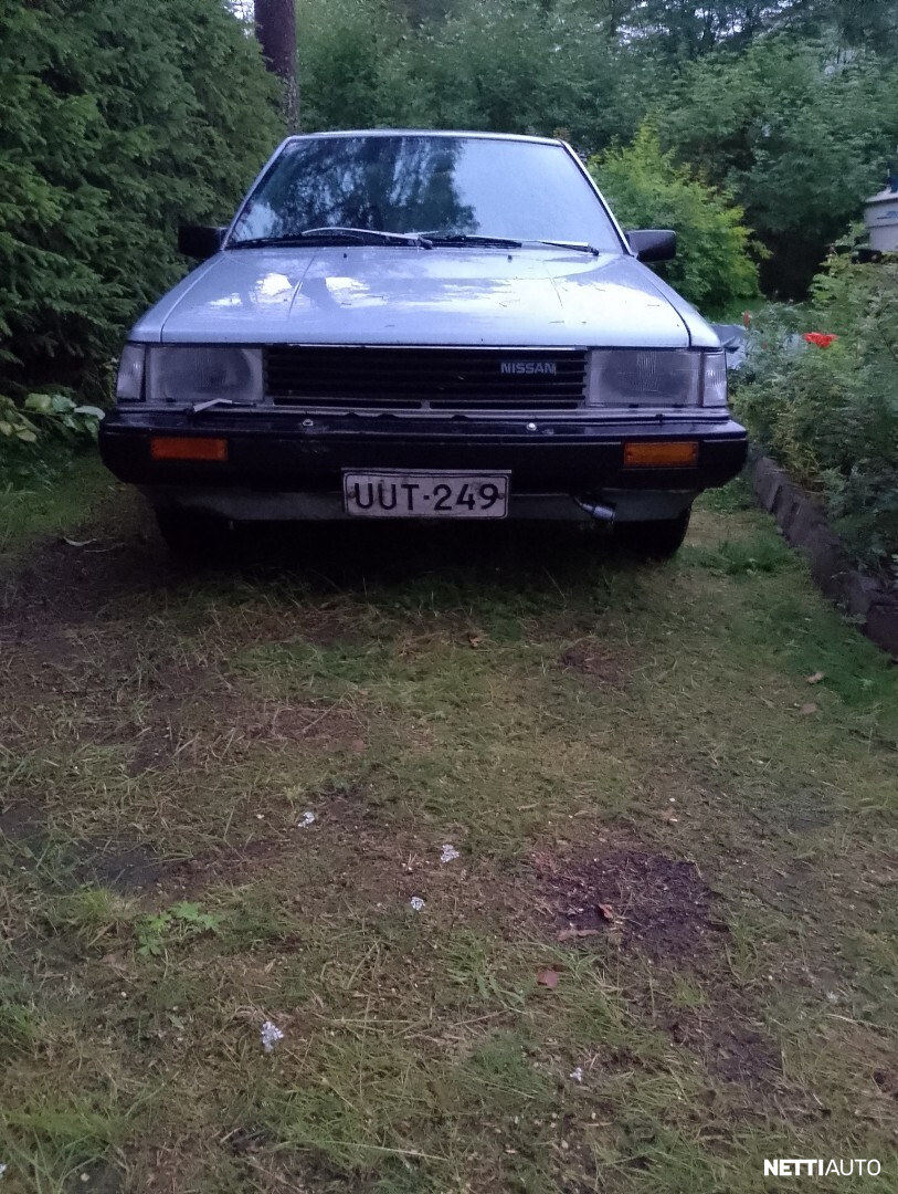 Nissan Cherry