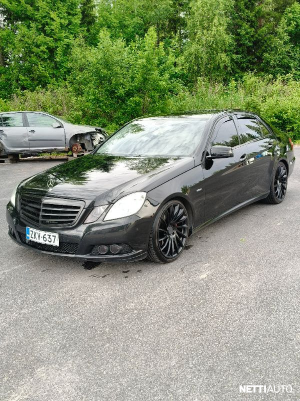 Mercedes-Benz E