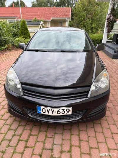 Opel Astra GTC 1,6 OPC 2007, photo 3/11