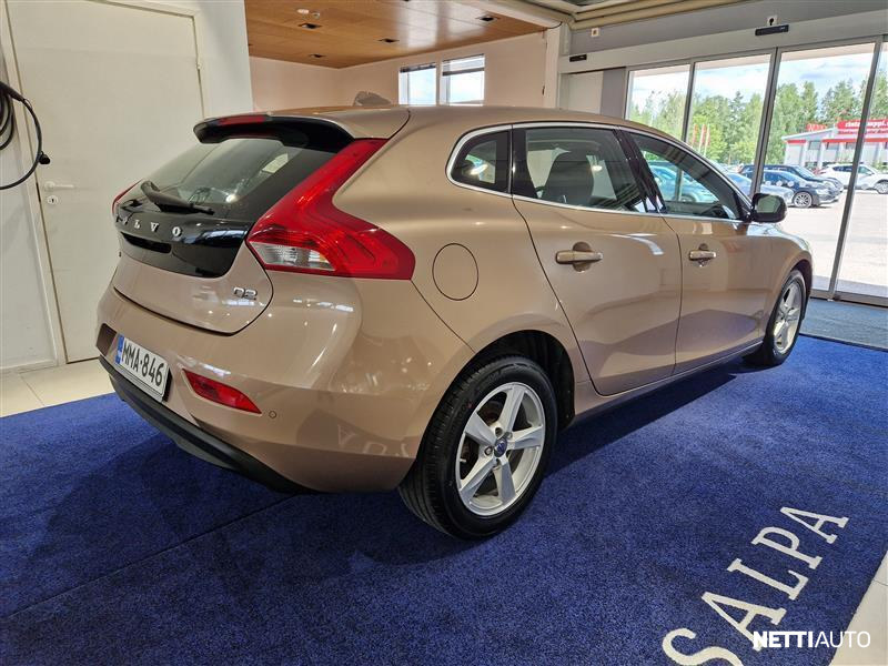 Volvo V40 2015, kuva 4/17