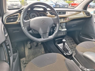 Citroen C3 VTi 95 Confort 2012, photo 3/4