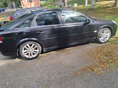 Opel Vectra 2.2 Direct GTS 2006, kuva 3/8