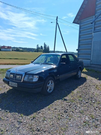 Mercedes-Benz 124 300d 1993, kuva 1/12