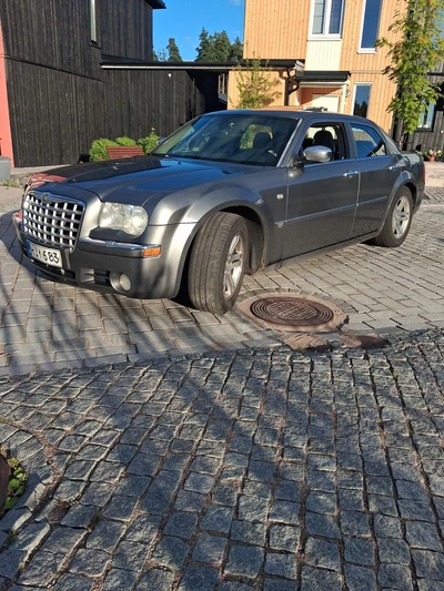Chrysler 300C 2005, kuva 3/9