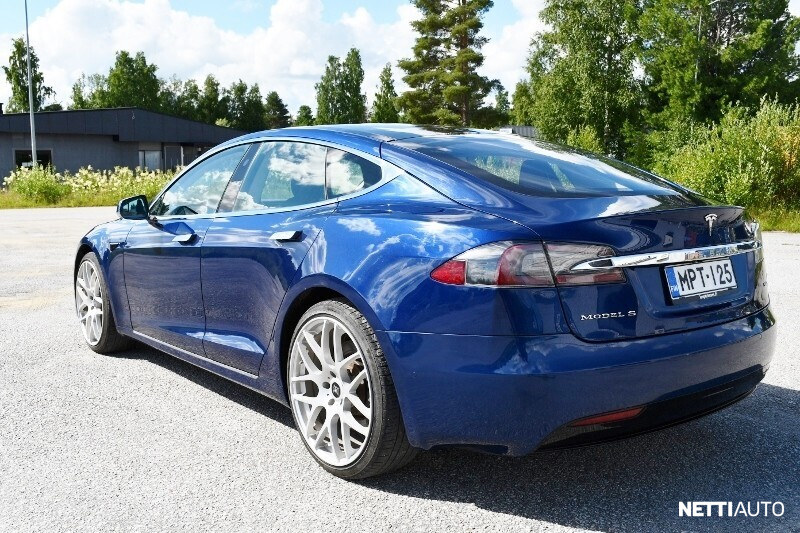 Tesla Model S