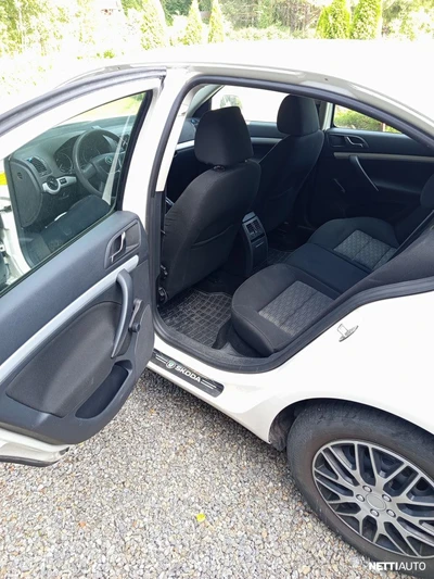 Skoda Octavia 1,2 TSI Ambiente 2011, photo 6/15