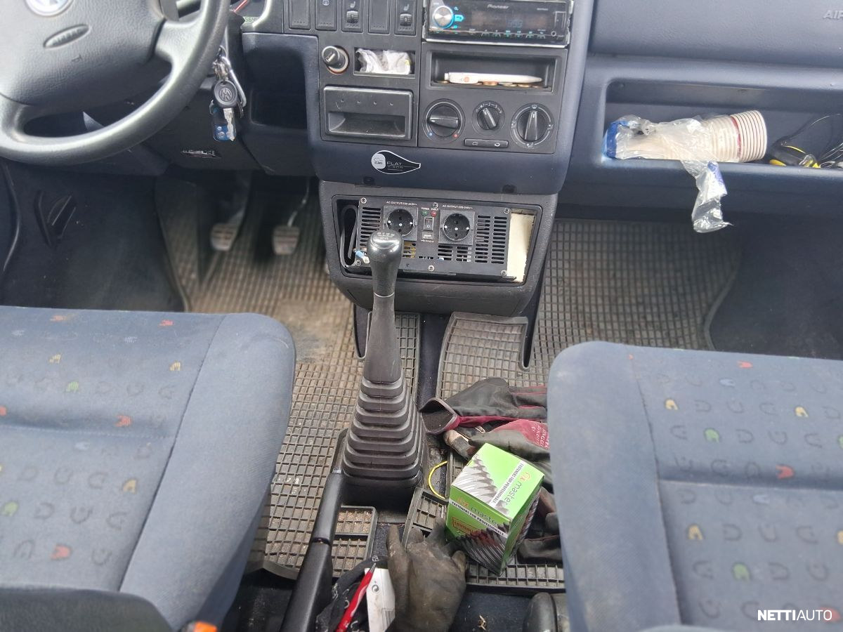 Volkswagen Caravelle