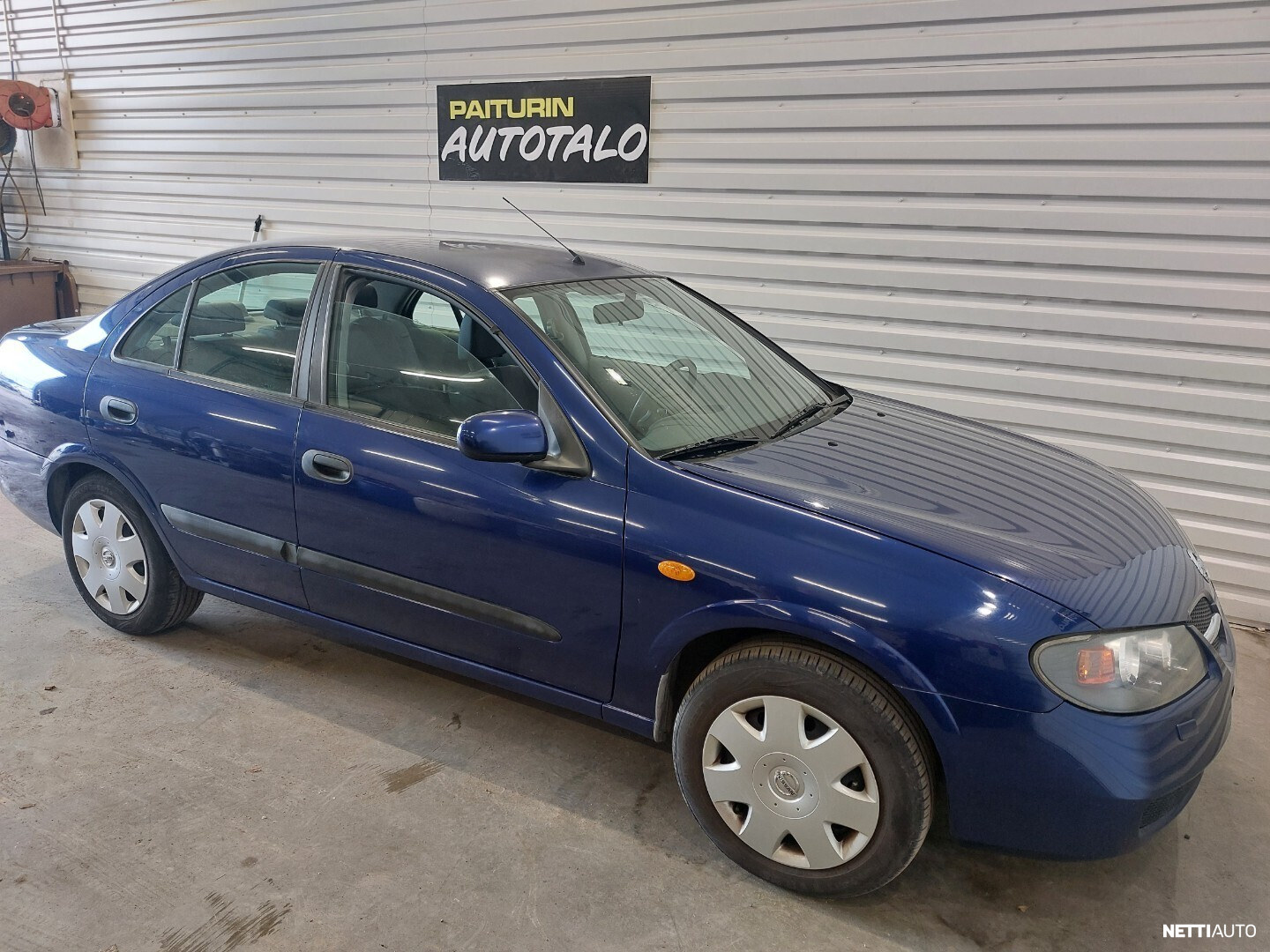 Nissan Almera