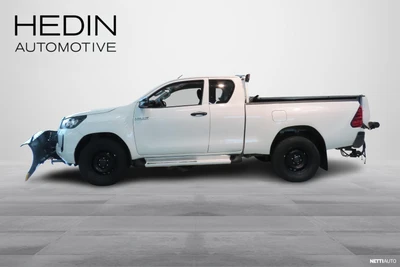 Toyota Hilux Extra Cab 4WD 2,4D Life 2021, photo 6/40