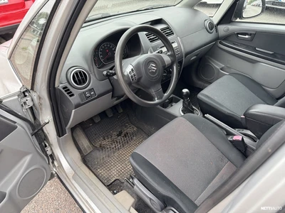 Suzuki SX4 1,6 4wd Outdoor Line 2006, photo 4/5