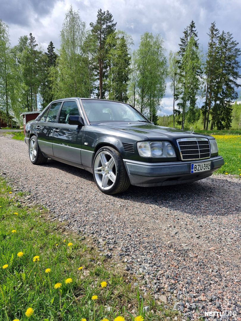 Mercedes-Benz 250