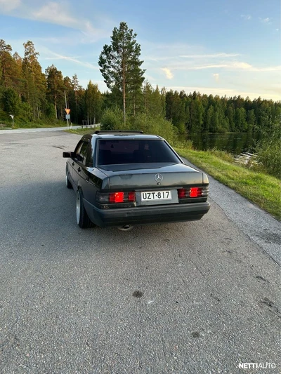 Mercedes-Benz 190 1991, kuva 2/9