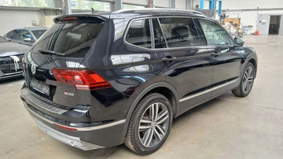 Volkswagen Tiguan Allspace 2018, photo 7/9