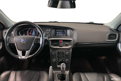 Volvo V40 D2 Summum 2013, photo 7/28