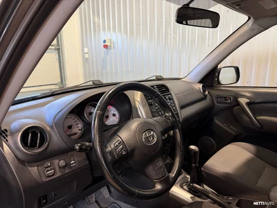 Toyota RAV4 2005, photo 5/26