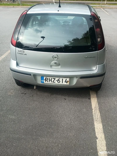 Opel Corsa 2004, kuva 5/10