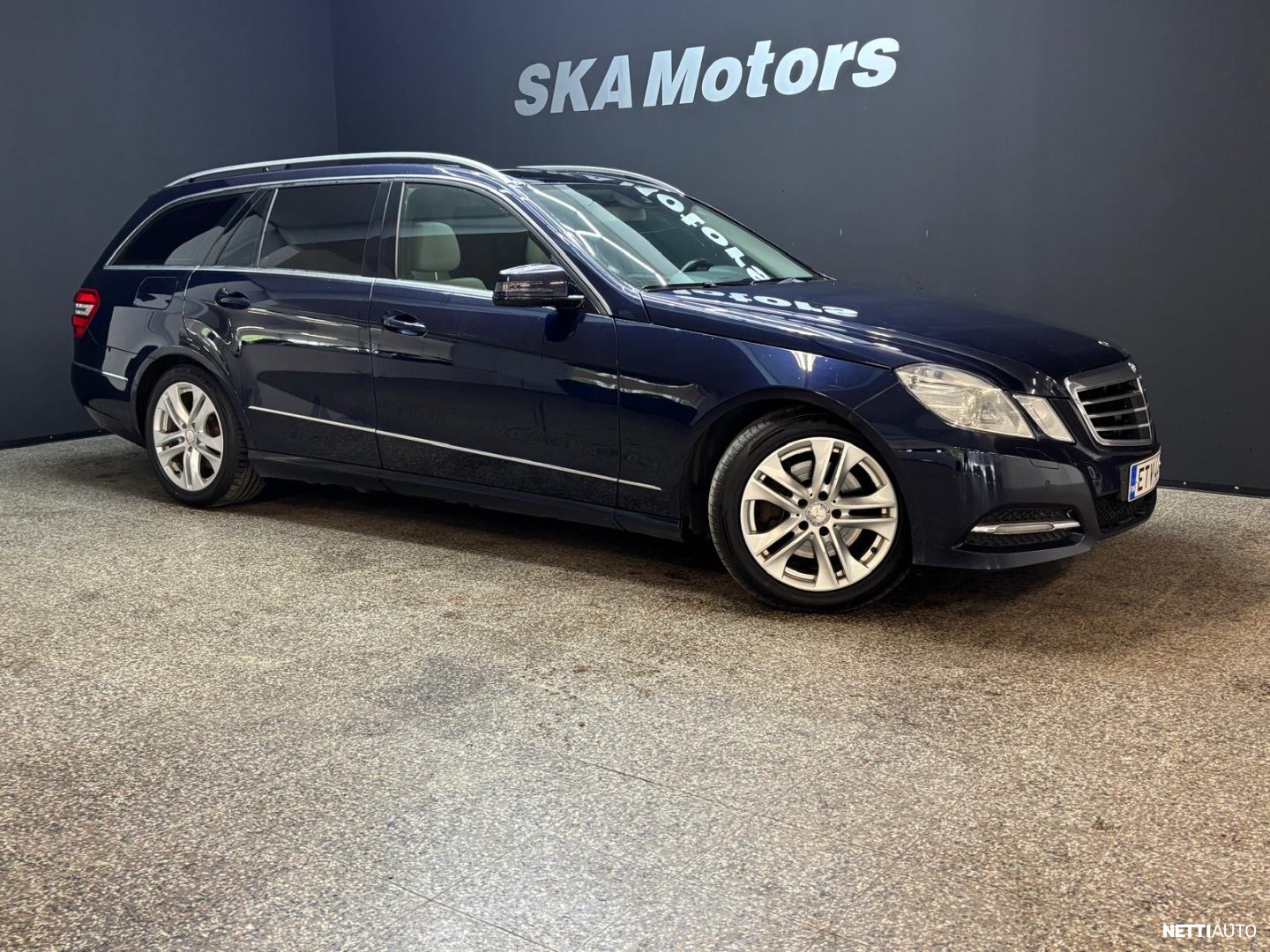 Mercedes-Benz E