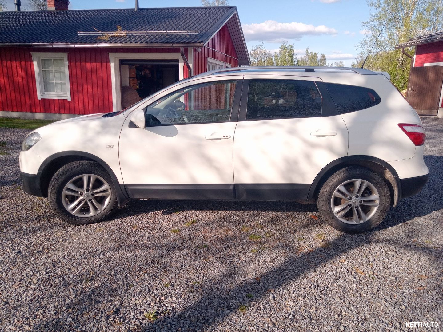 Nissan Qashqai+2
