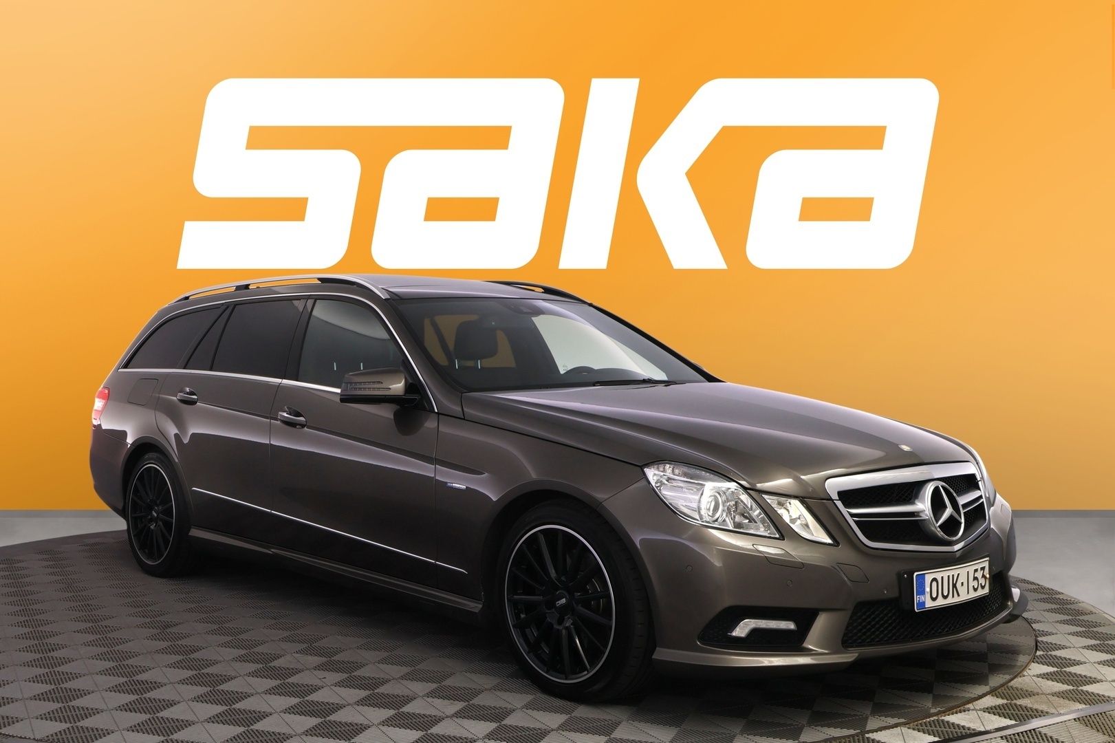 Mercedes-Benz E