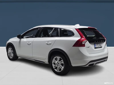 Volvo V60 Cross Country 2018, kuva 6/19