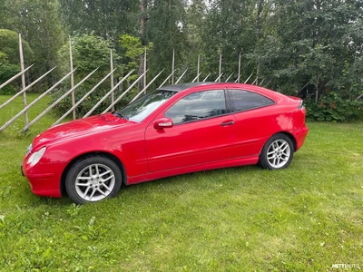 Mercedes-Benz C 180 2003, photo 2/5
