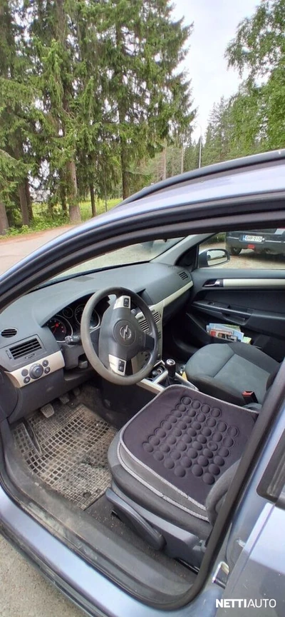 Opel Astra 2007, photo 8/8