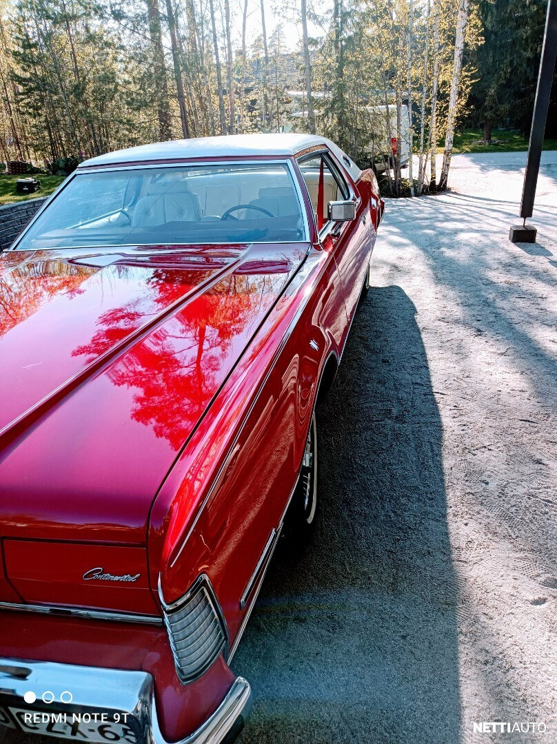 Lincoln Continental