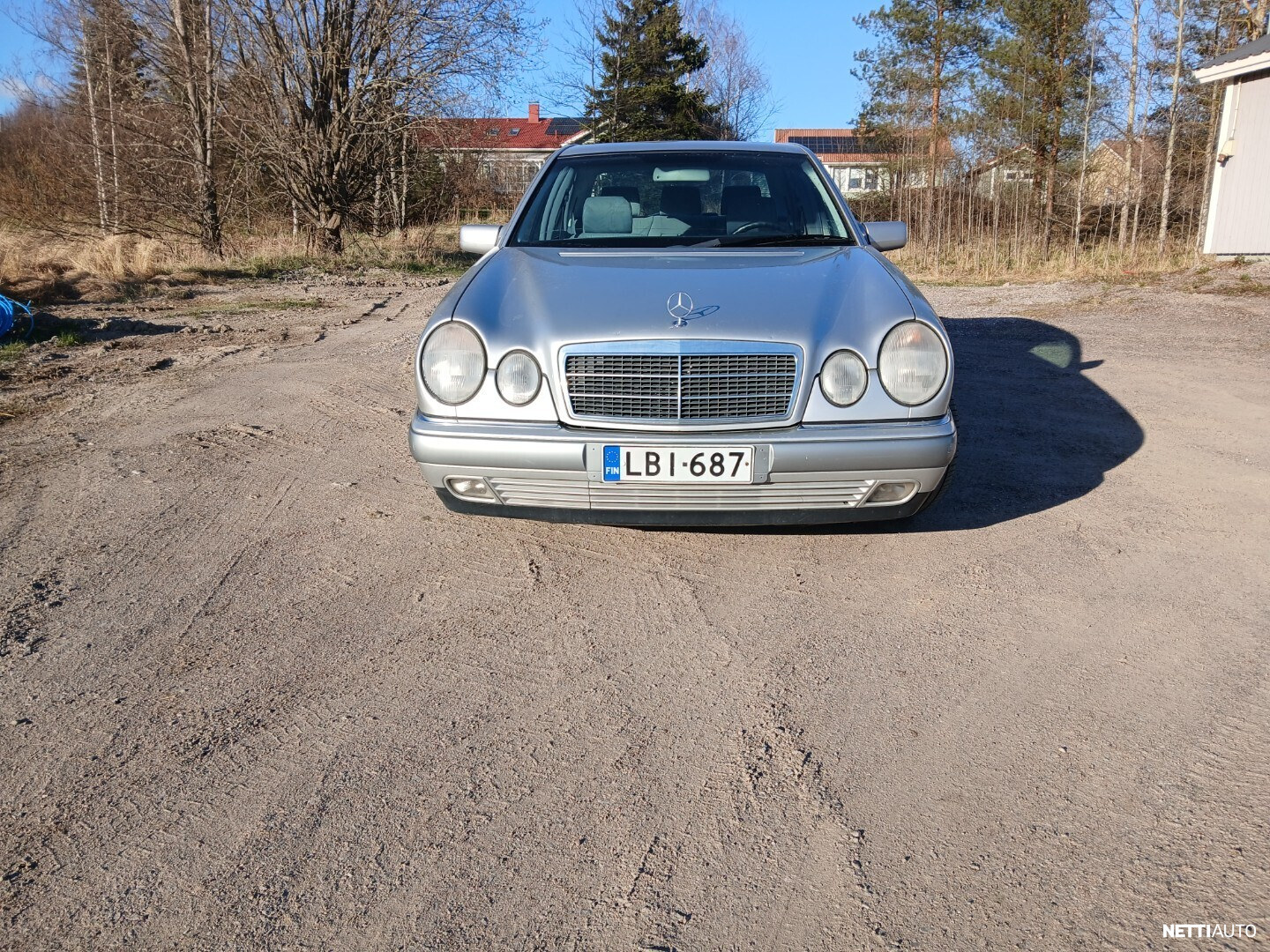 Mercedes-Benz E