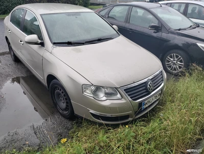 Volkswagen Passat 1.9 TDI sedan 2007, photo 1/6
