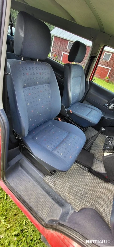 Volkswagen Transporter 2002, kuva 7/12