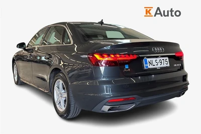 Audi A4 2020, photo 2/25