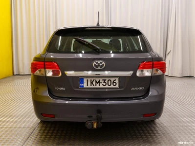Toyota Avensis 2012, kuva 4/45
