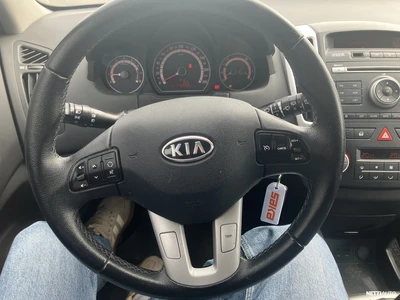 Kia Ceed 2010, kuva 7/11